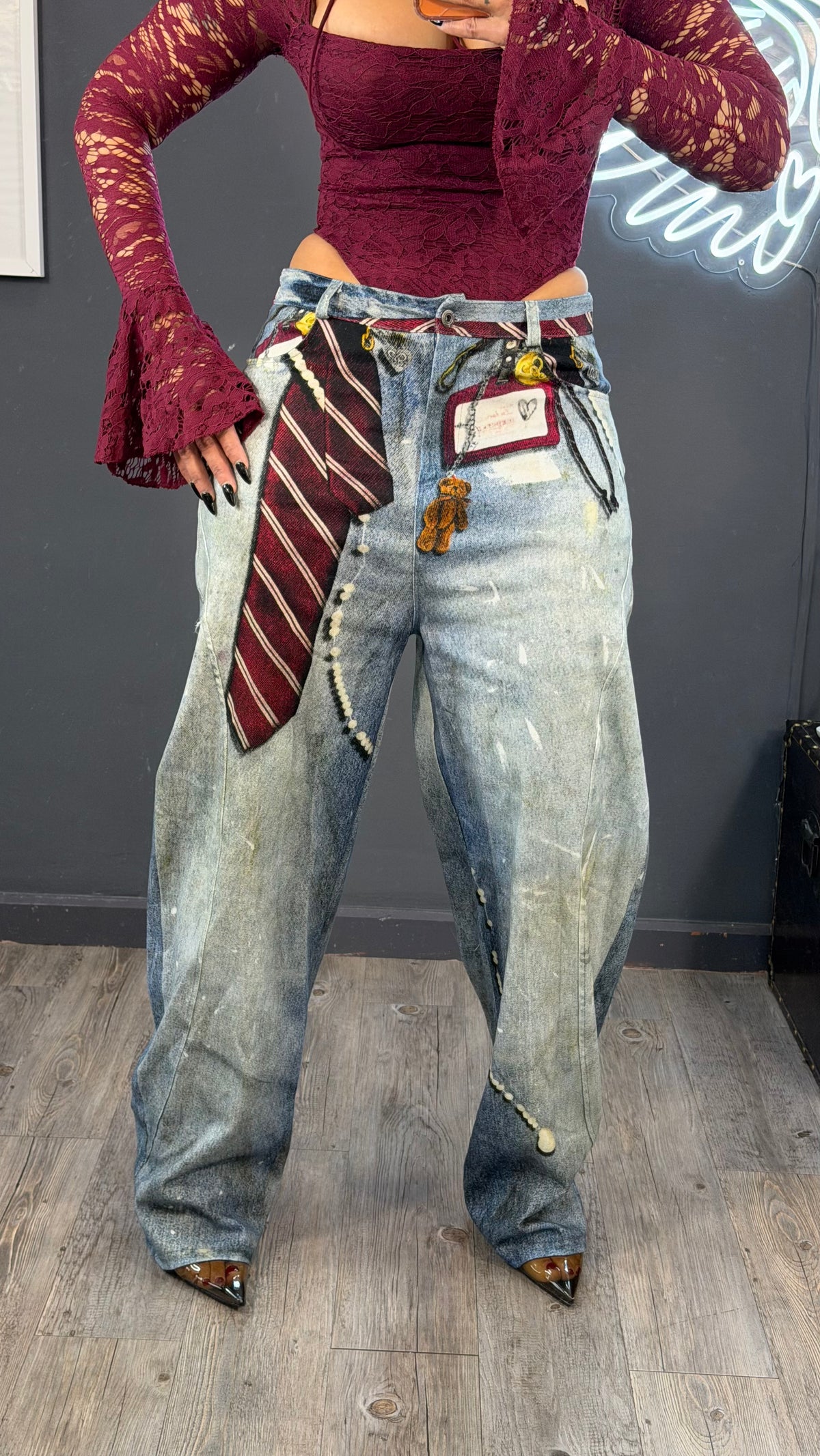 Jeans, corbata 3D