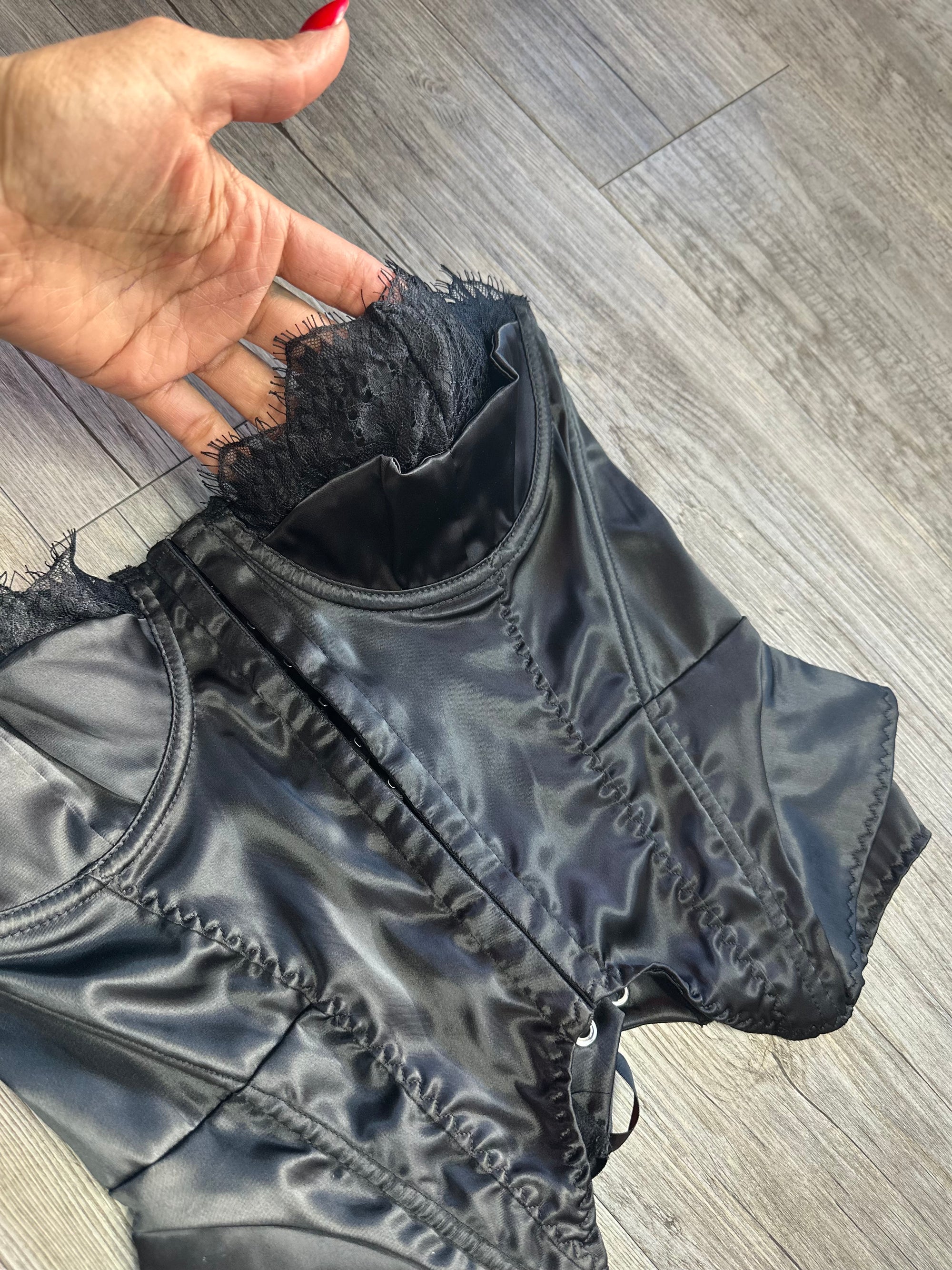 Corset noche de lujuria