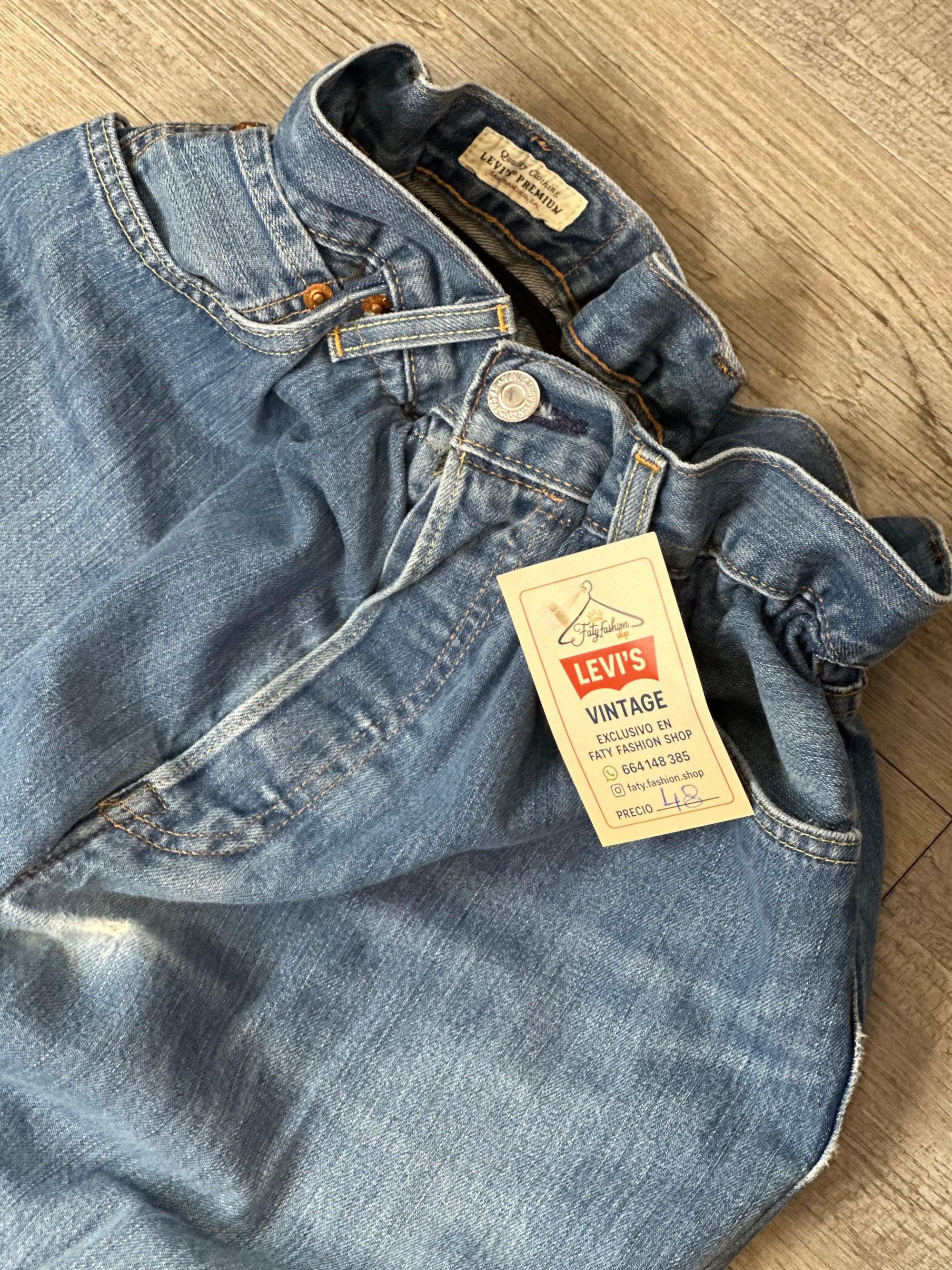 Jeans Levis candy medio XL 024