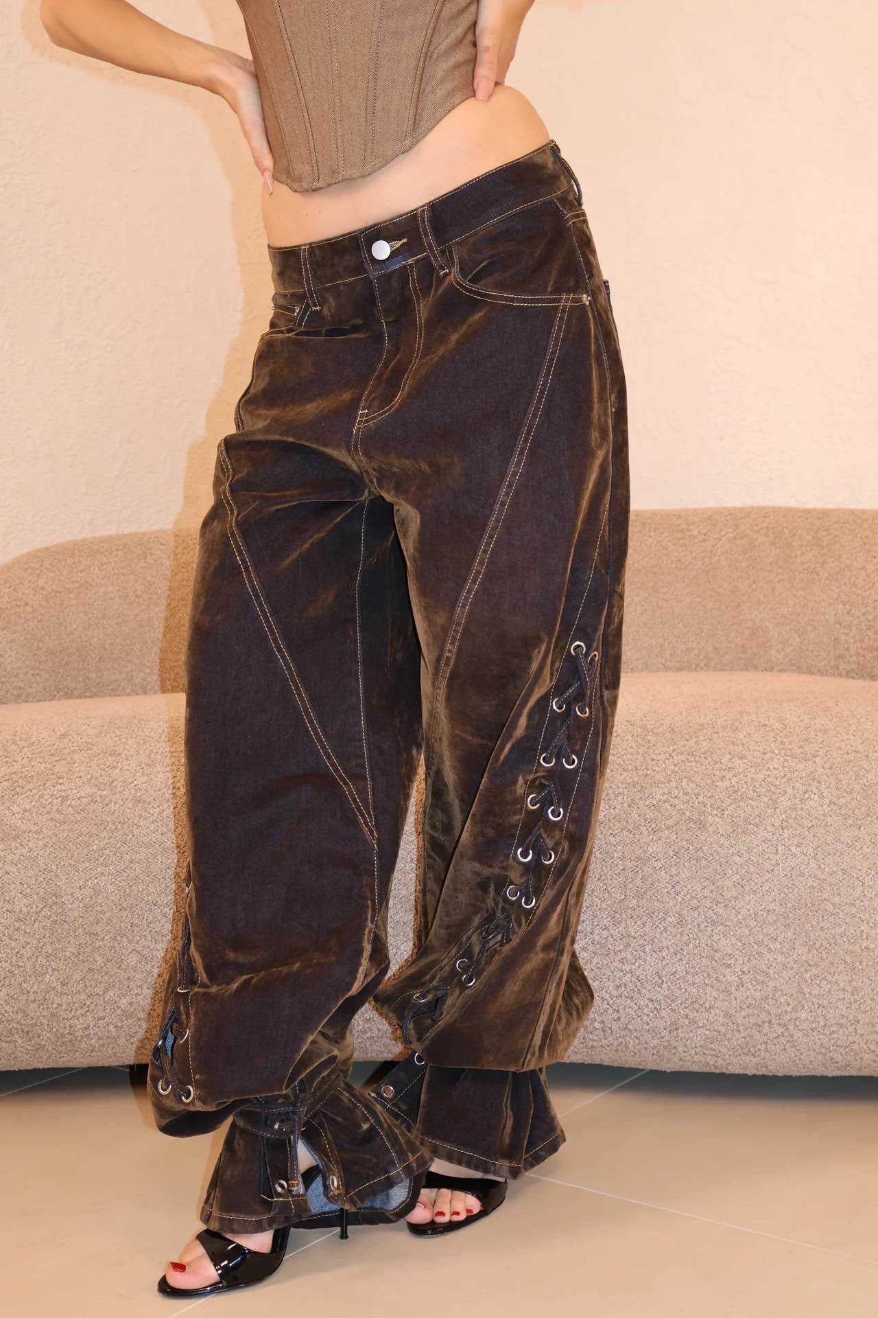 Jeans Premium con acabado exterior efecto ante vintage