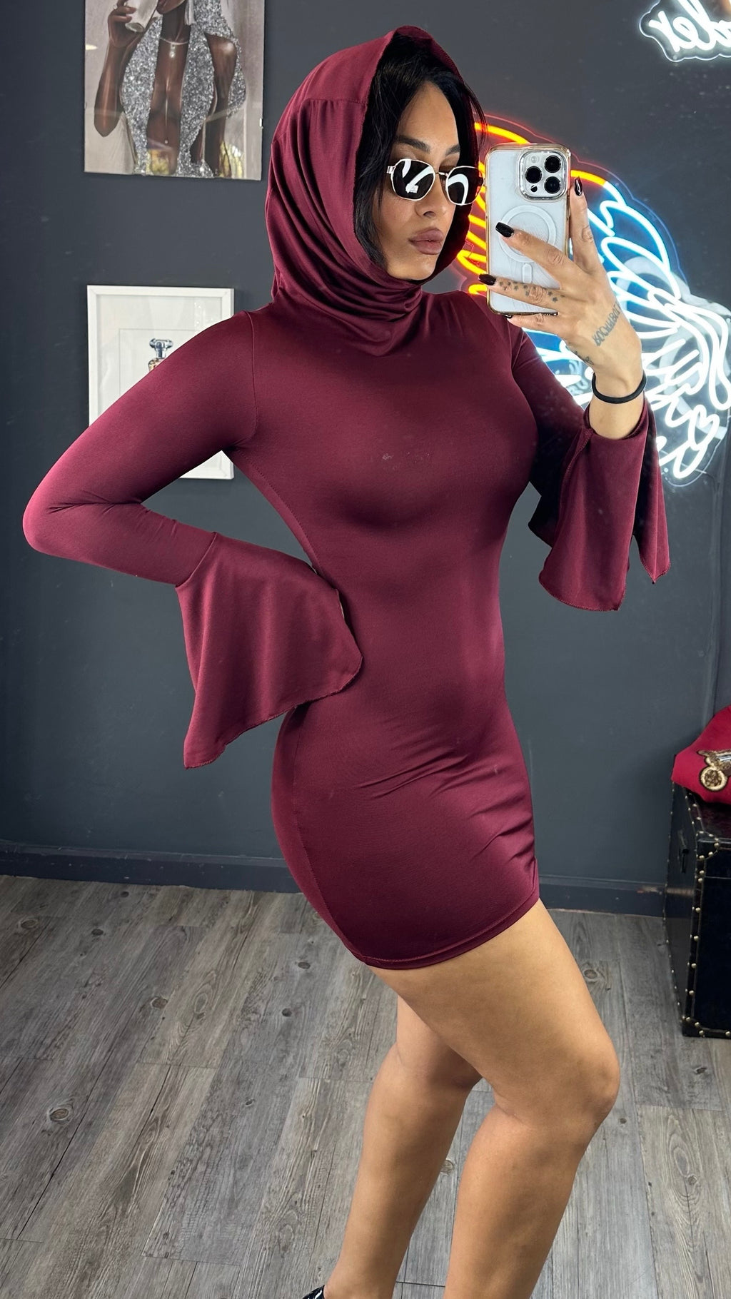 Dress capucha