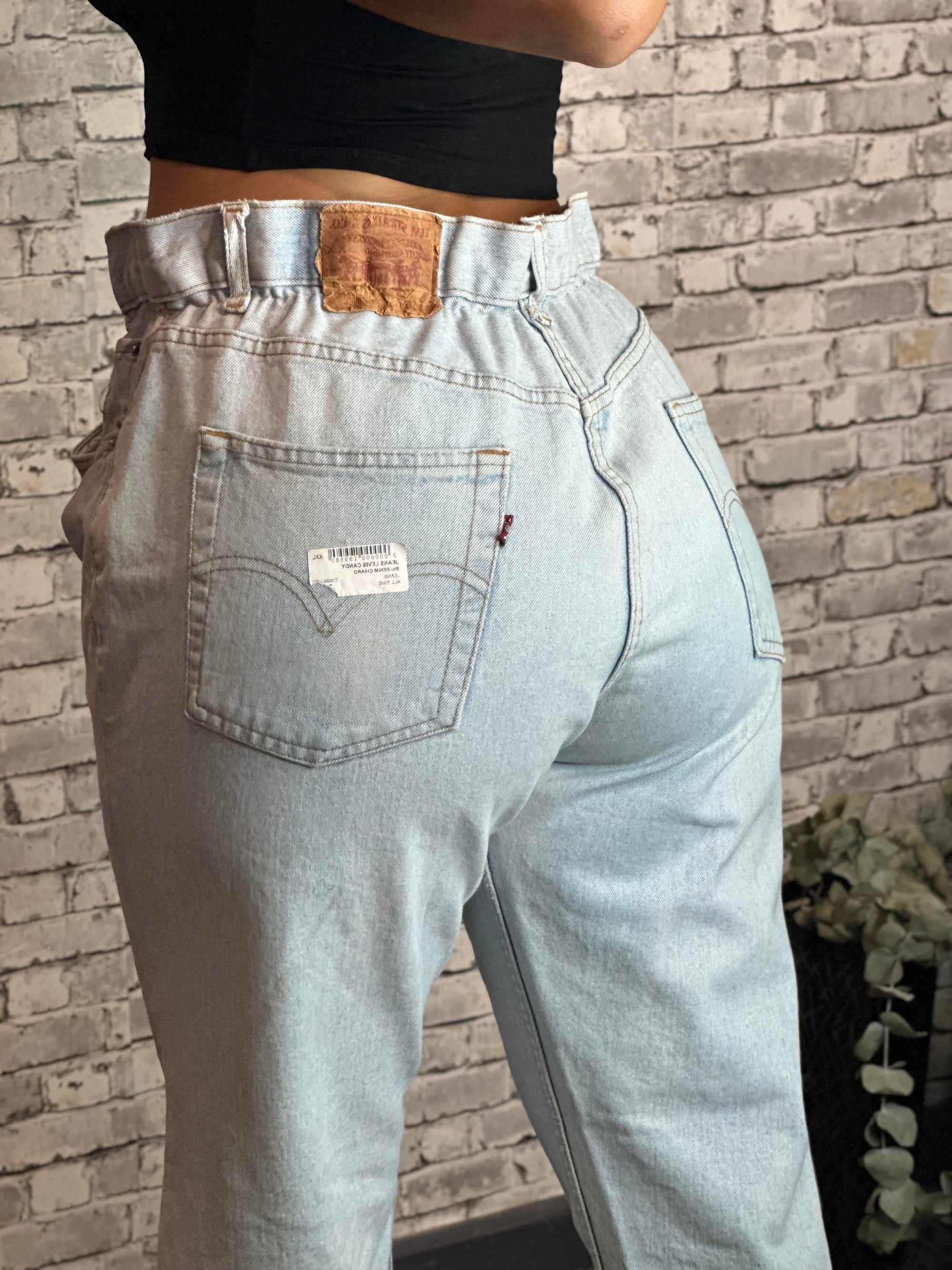 Jeans Levis candy claro XXL 033