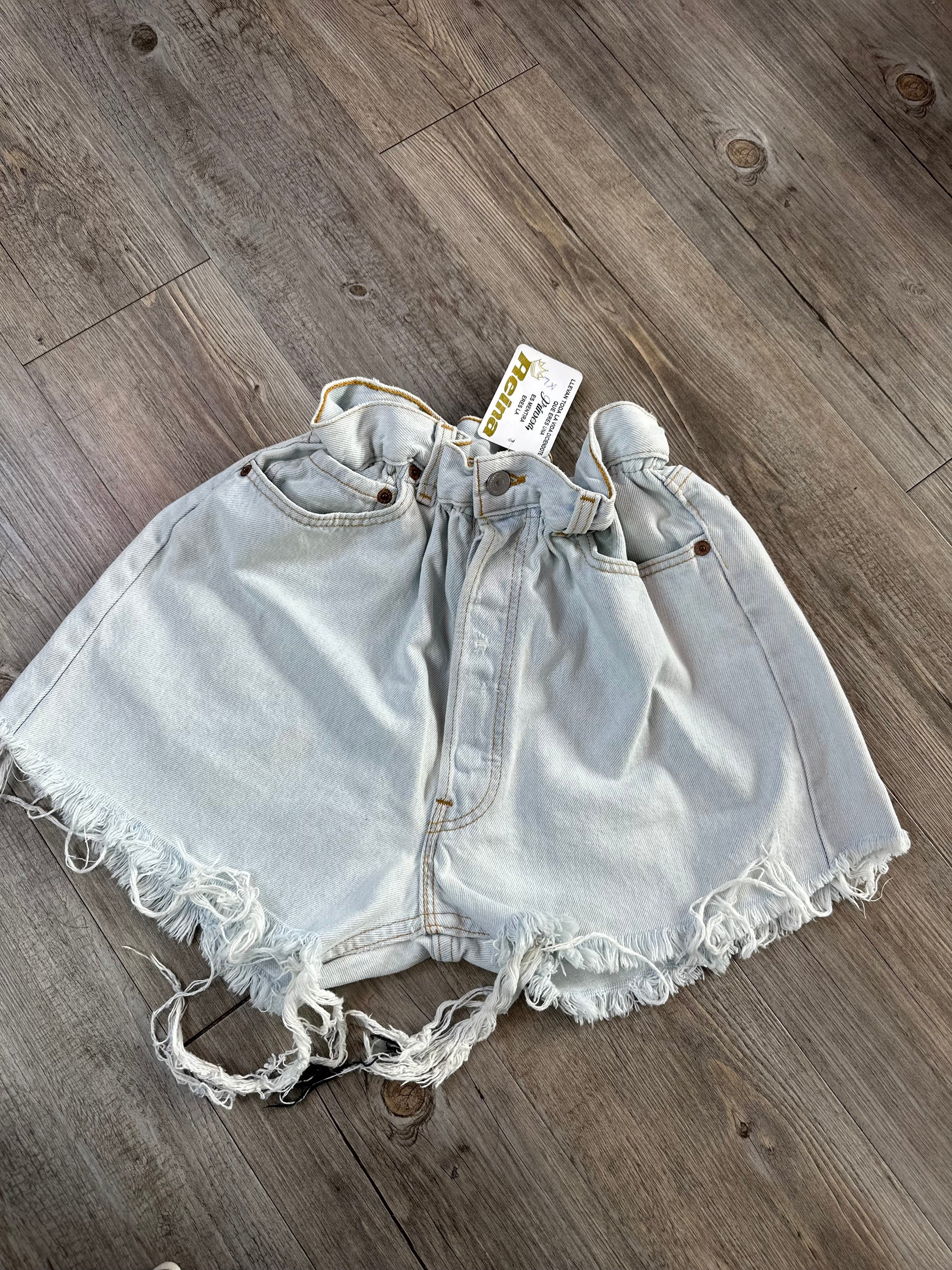 XL  075