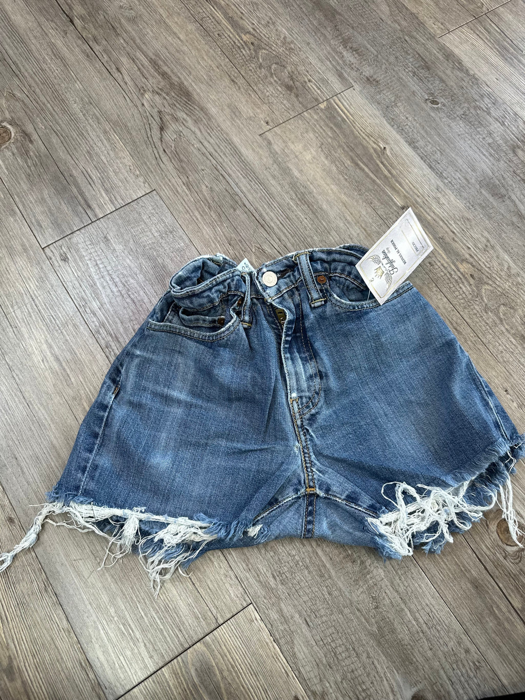 XS  04