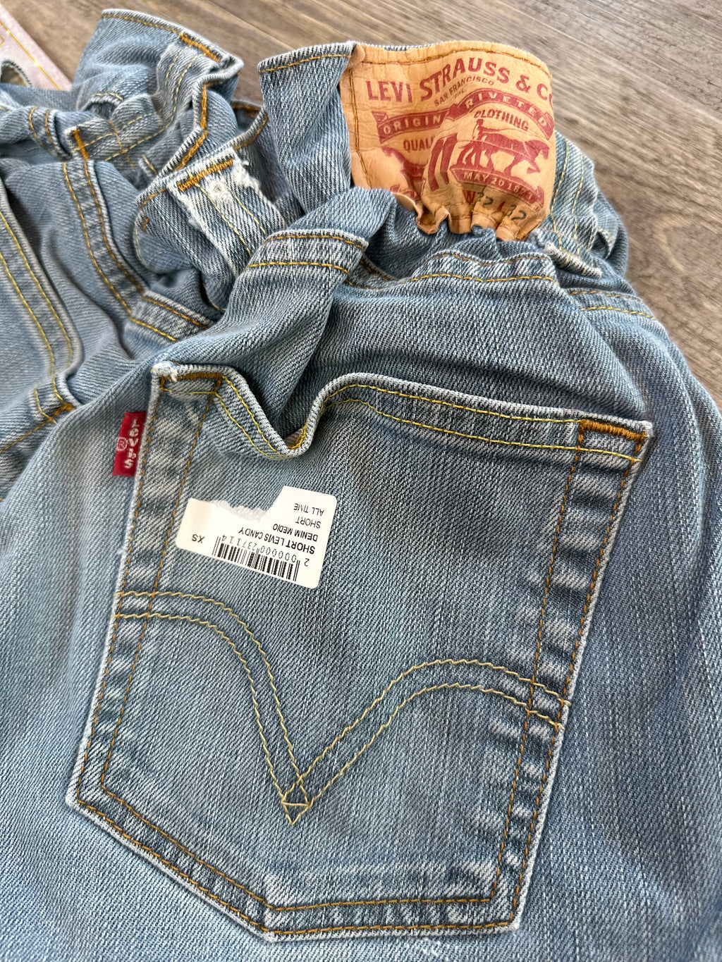XS   06