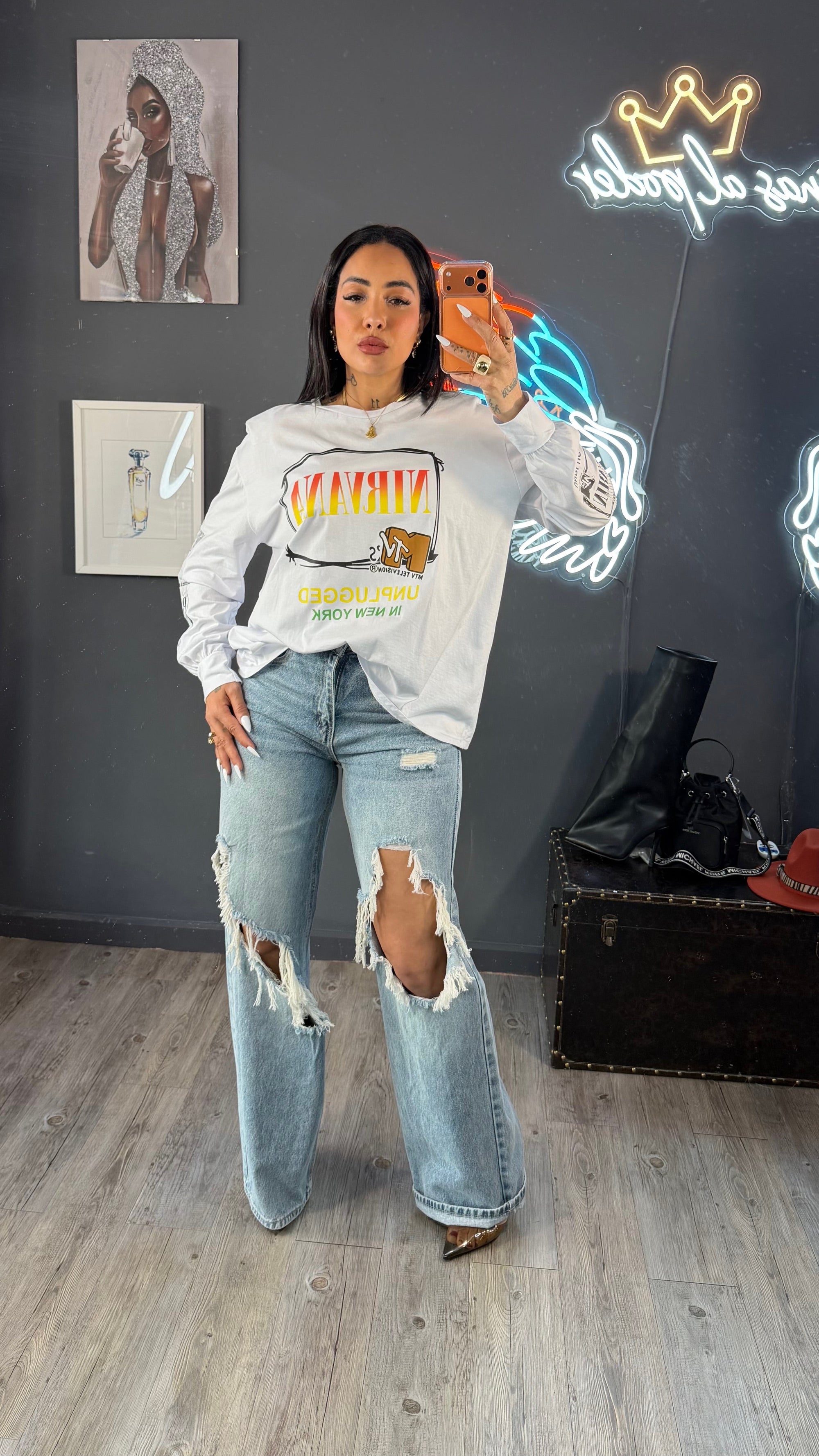 Camiseta NIRVANA OVER SIZE hombreras