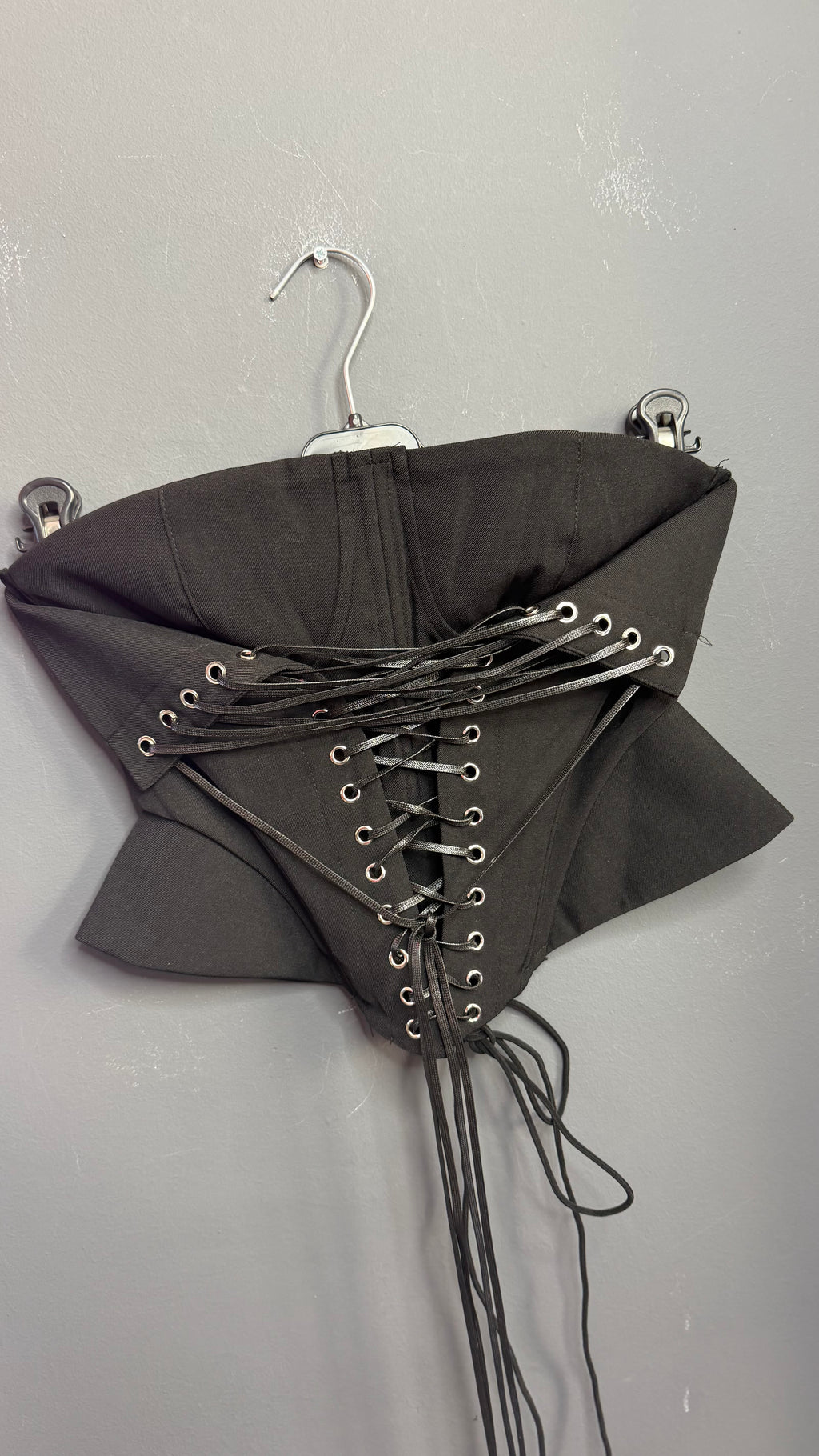 Corset bomba de relojería