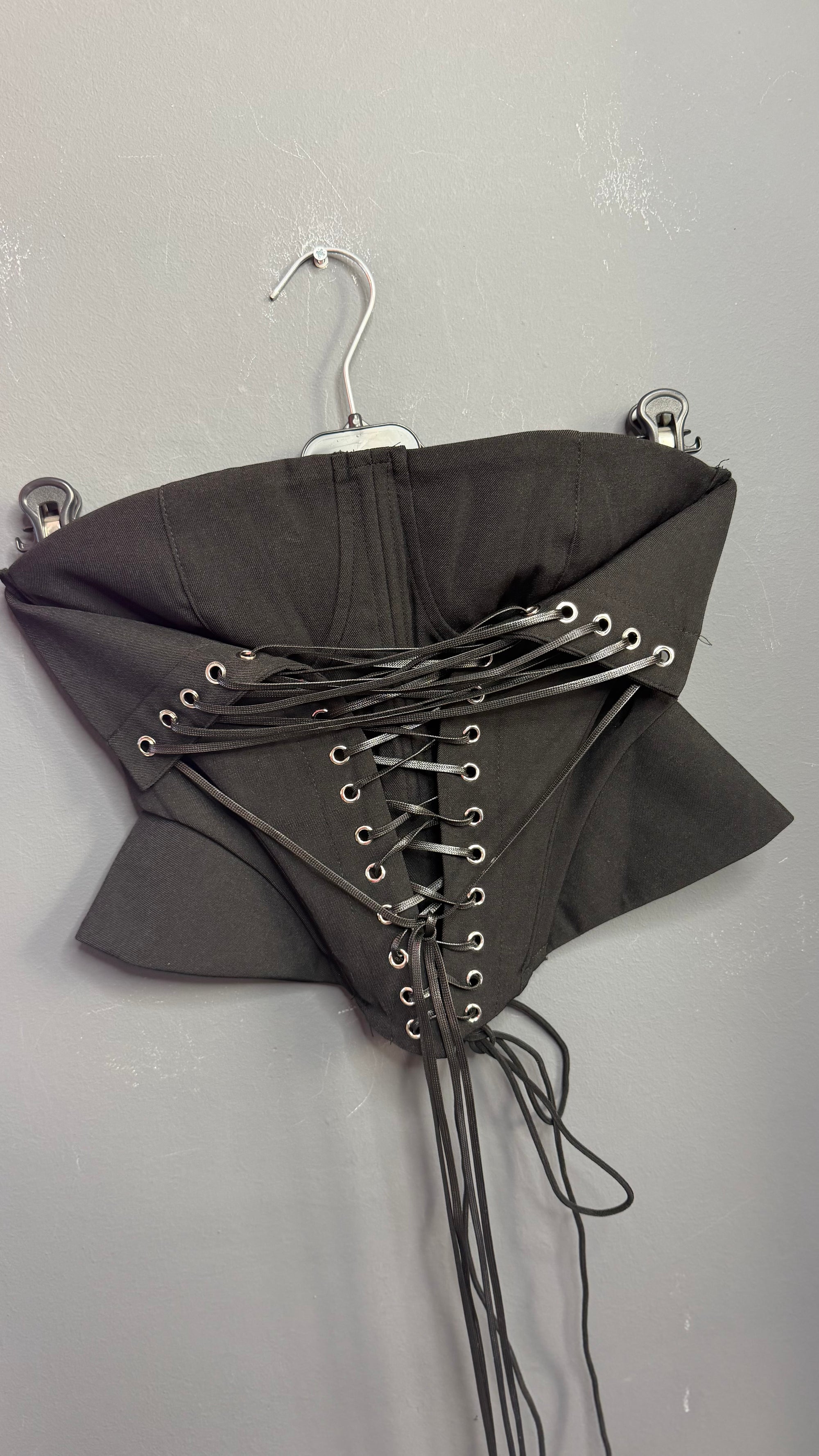 Corset bomba de relojería