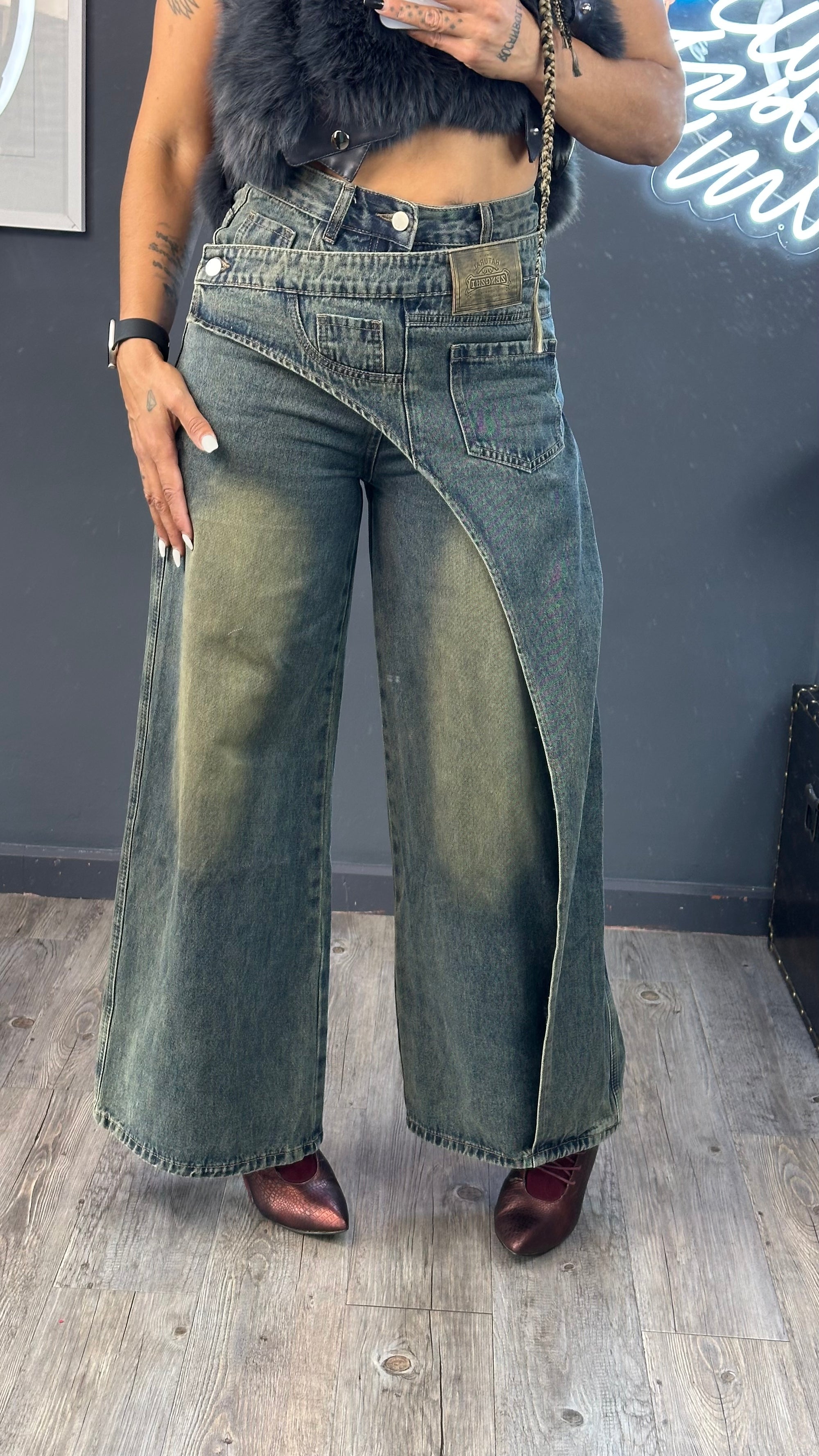 Pantalón vaquero cruzado