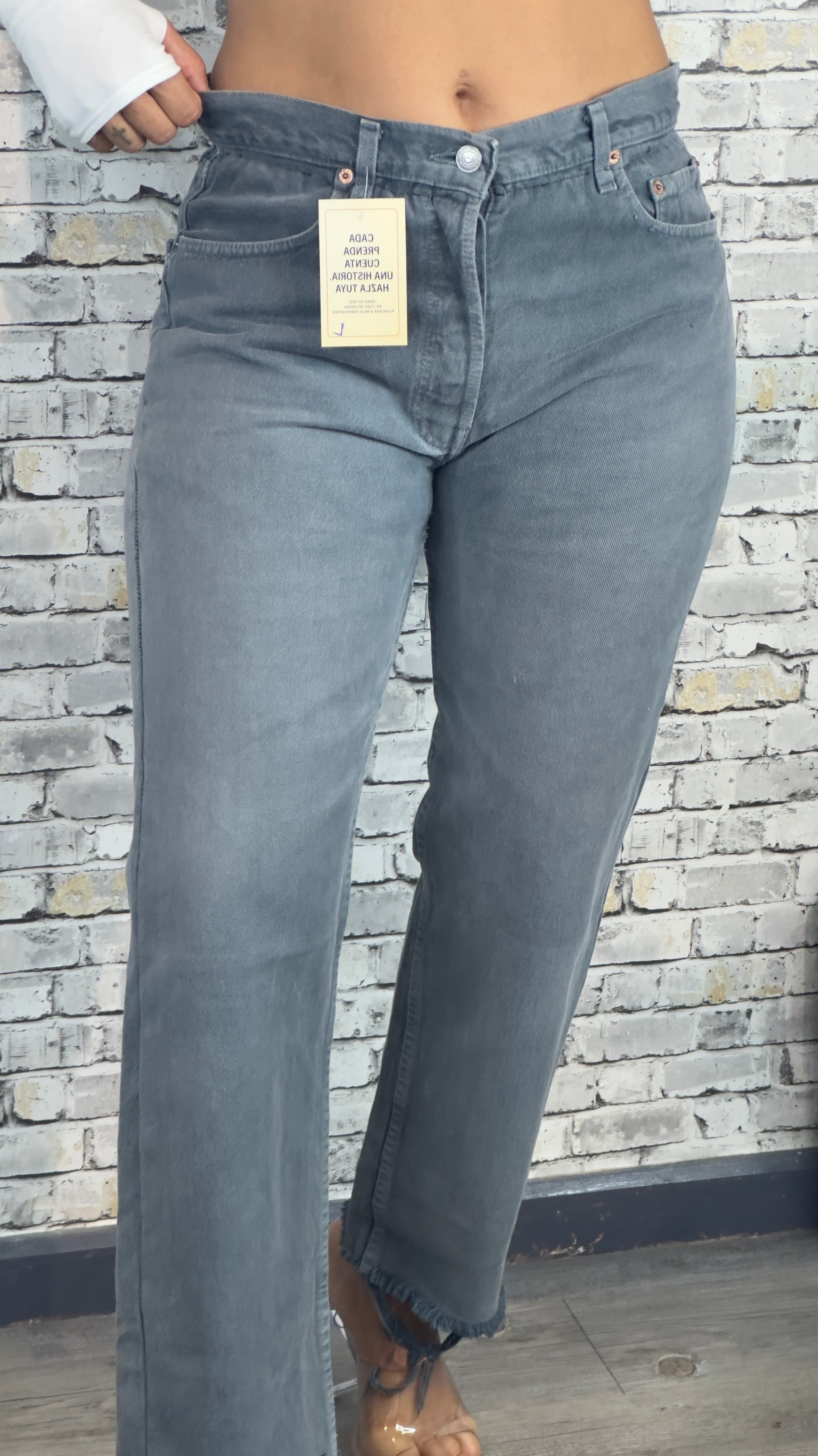 Jeans Levis candy gris M/L 013