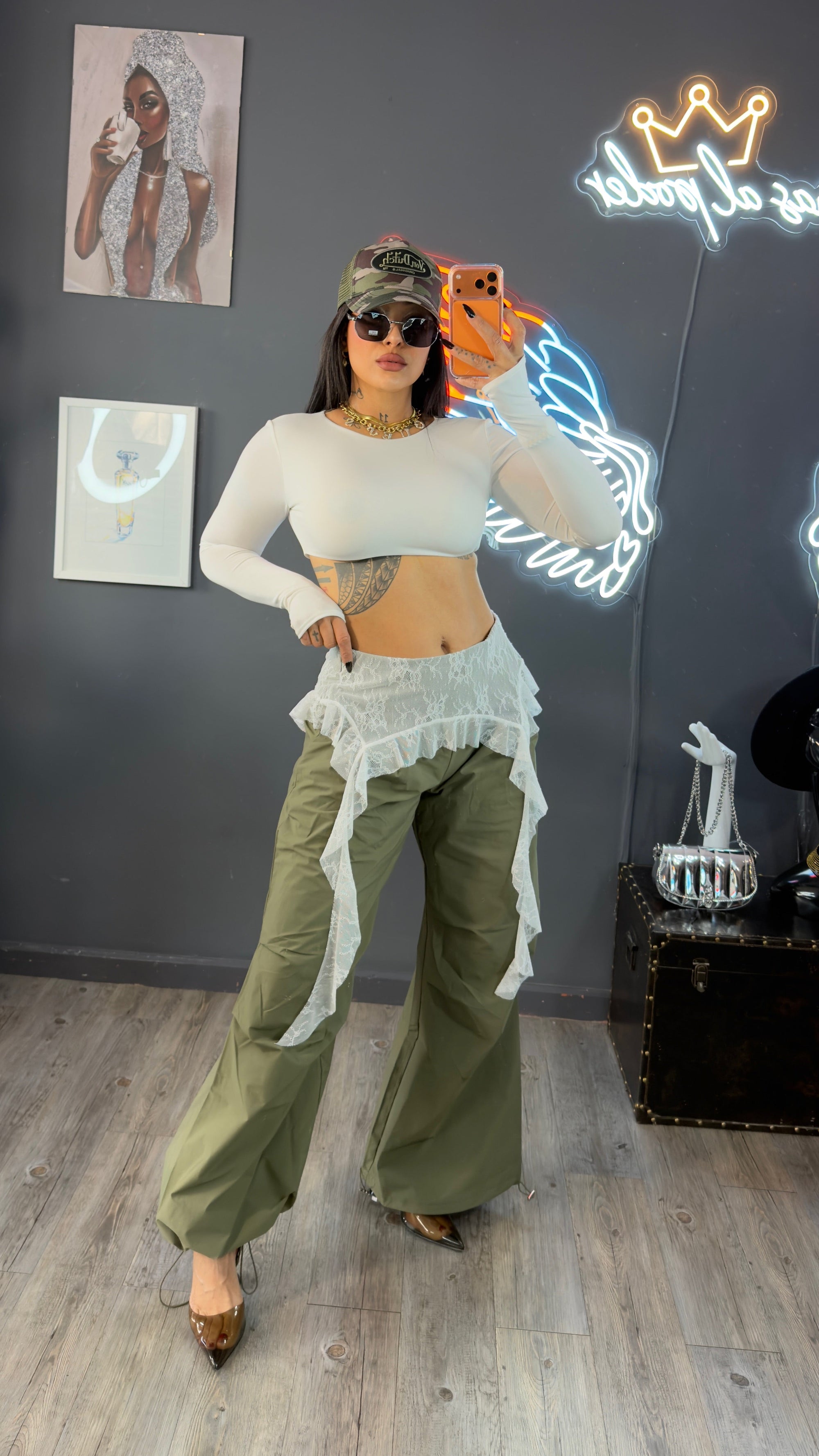 Pantalón Impermeable, detalle, encaje