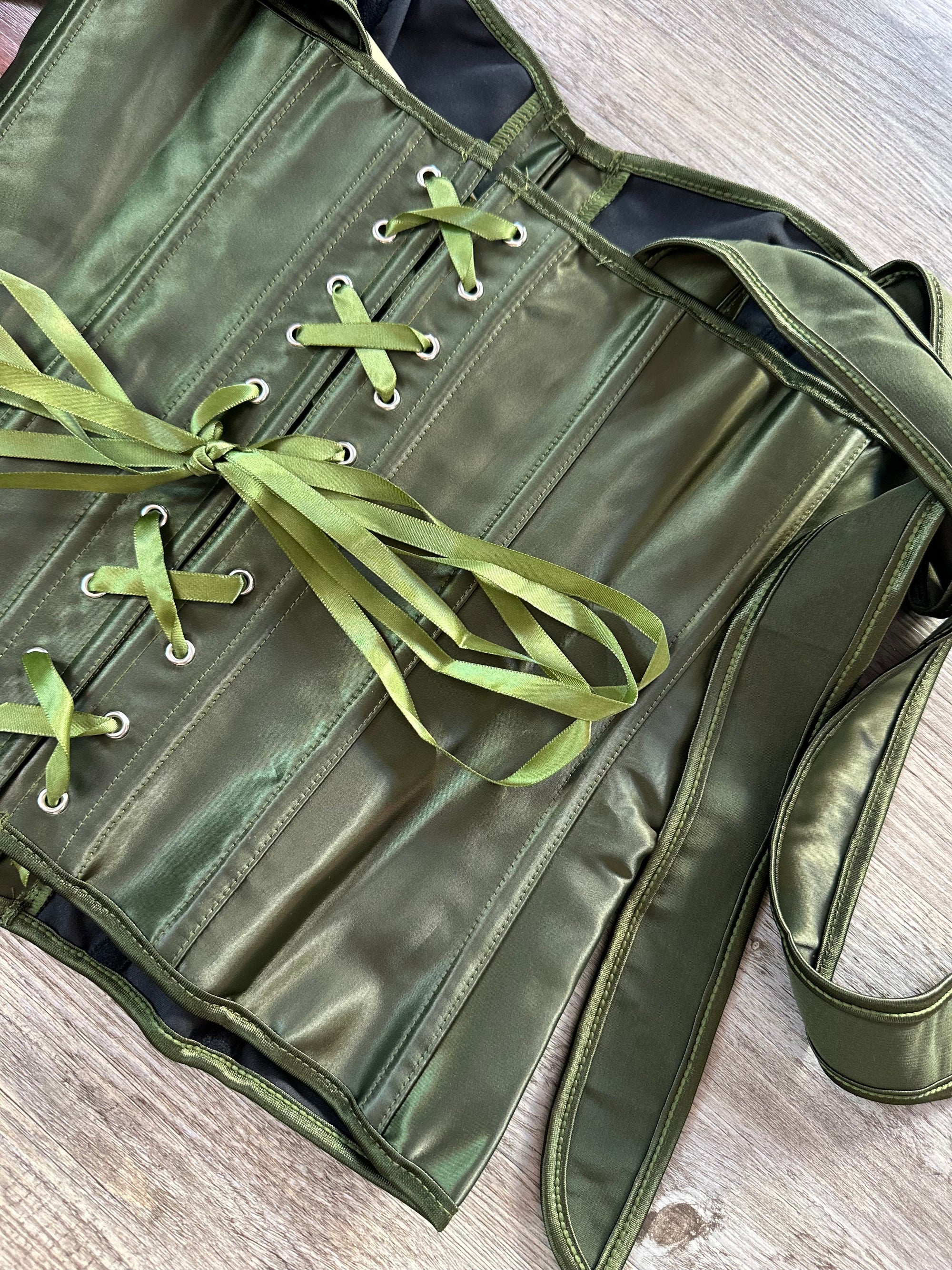 Corset lazos
