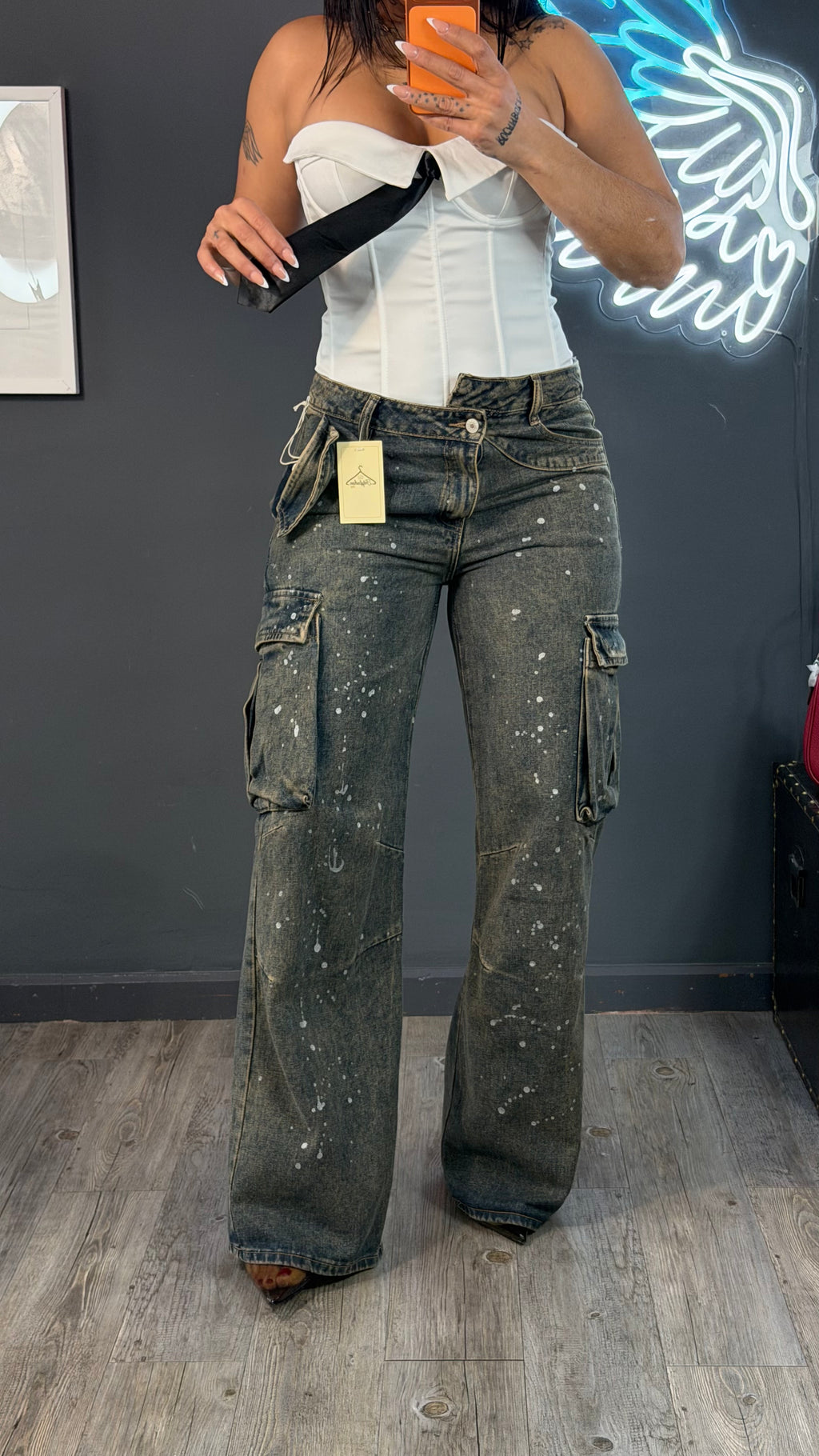 Cargo manchado botón asimétrico