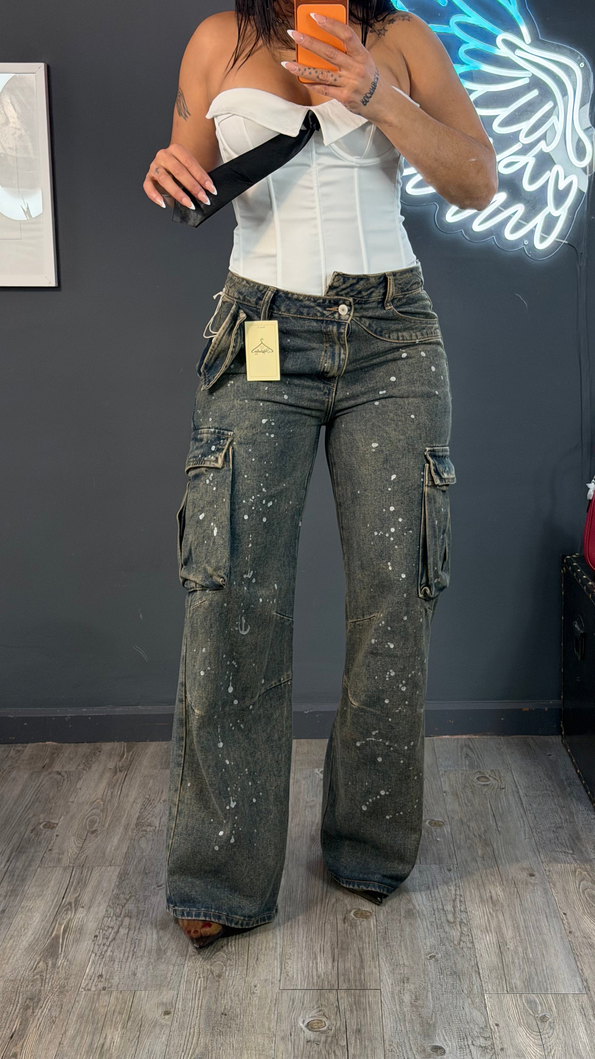 Cargo manchado botón asimétrico