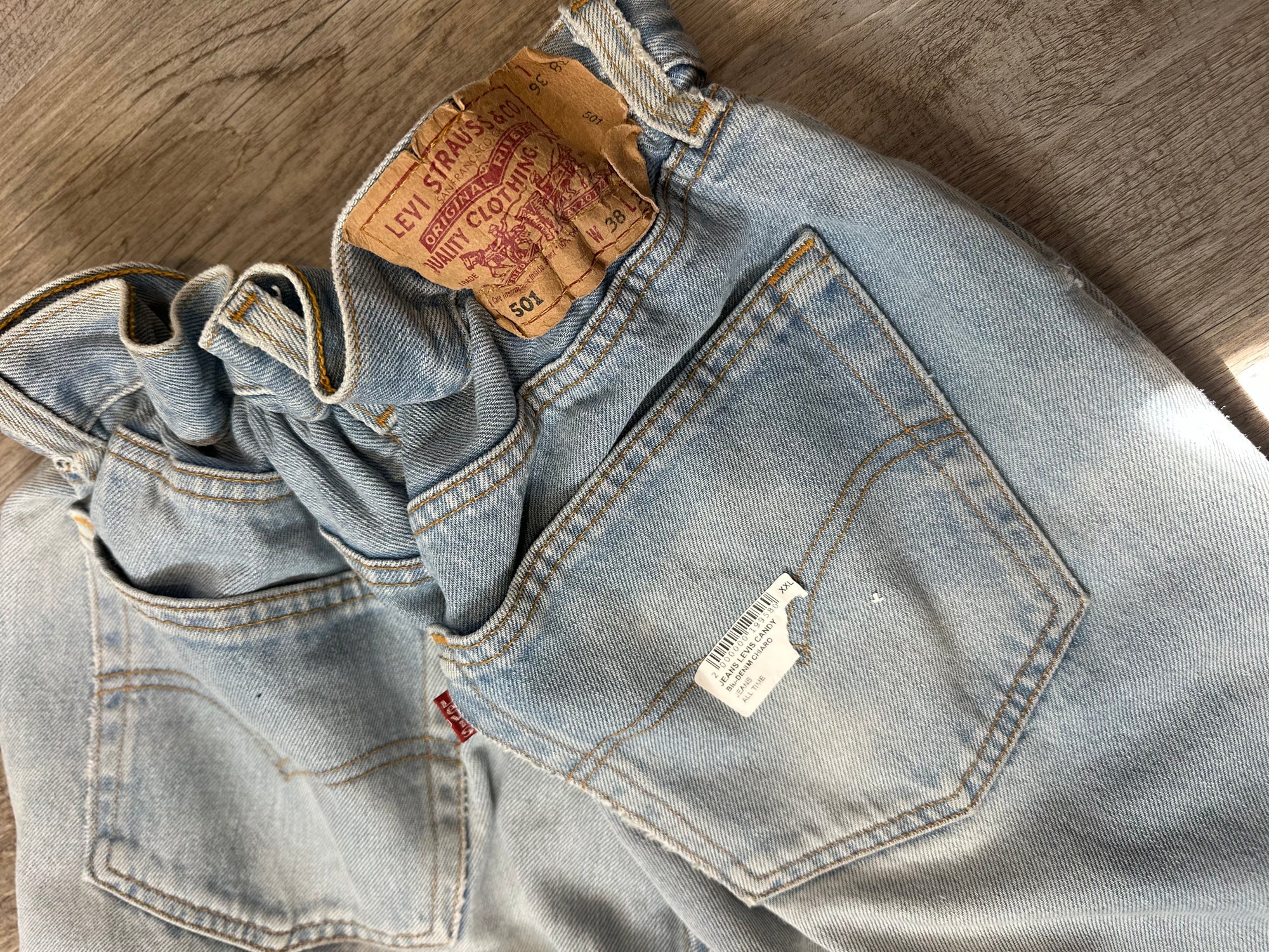 Jeans Levis candy claro XXL 036