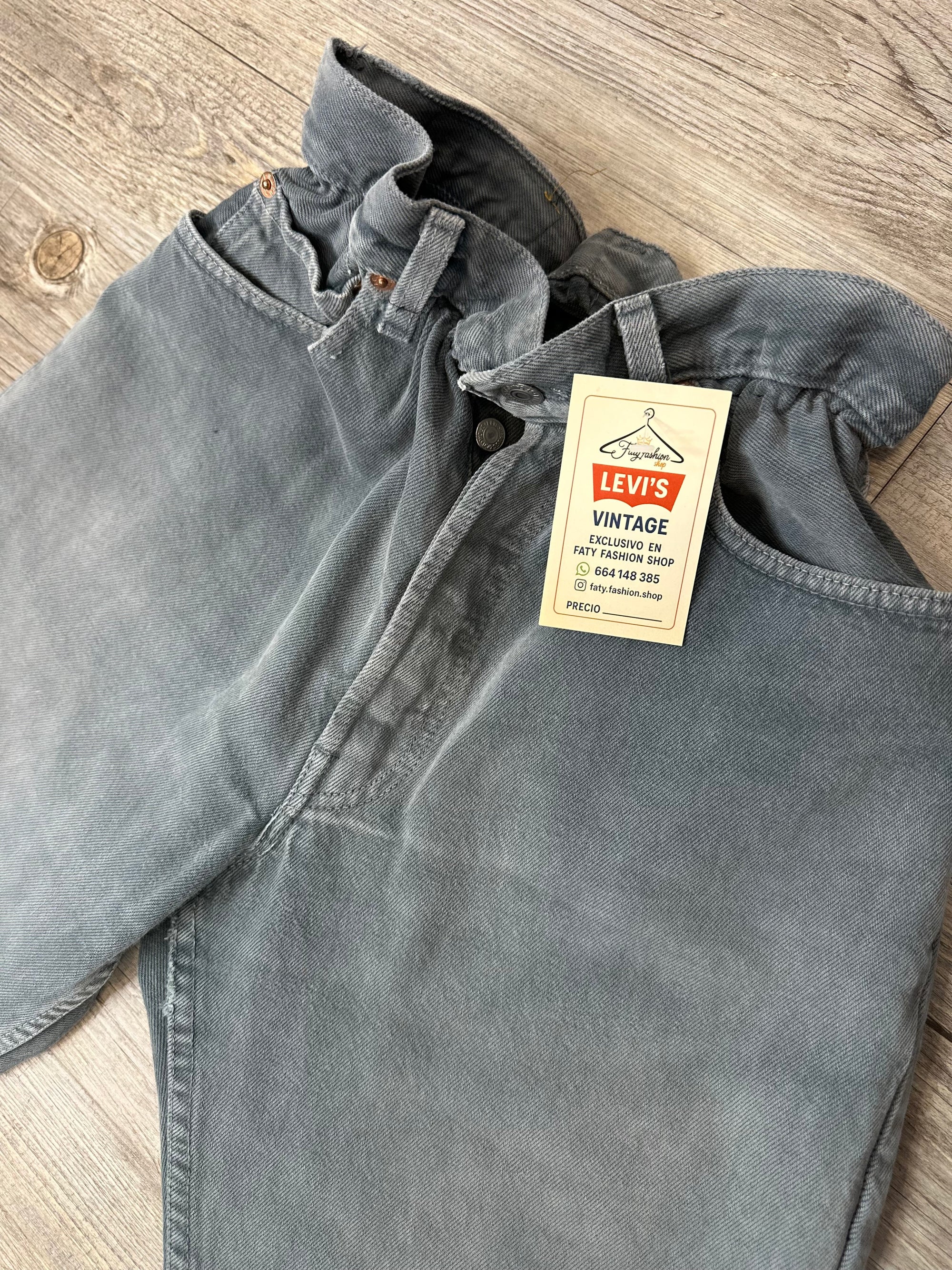 Jeans Levis candy gris M/L 013
