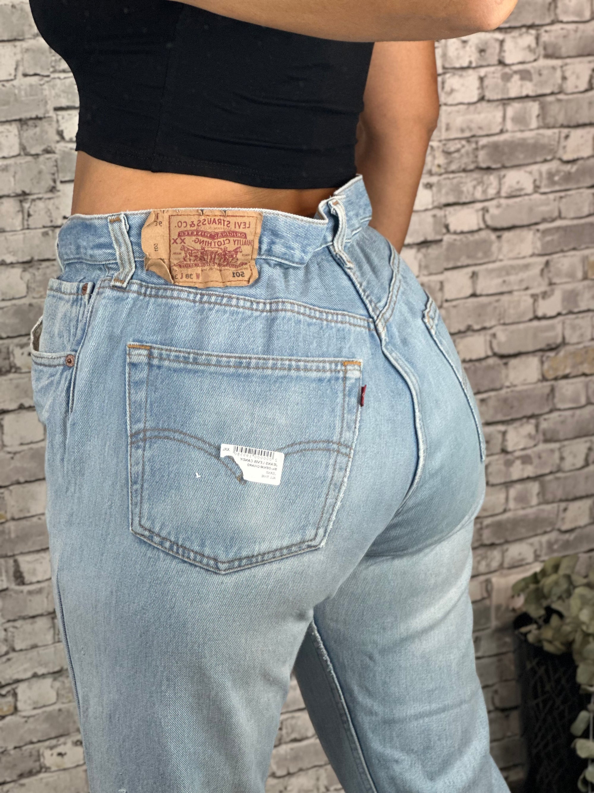 Jeans Levis candy claro XXL 036