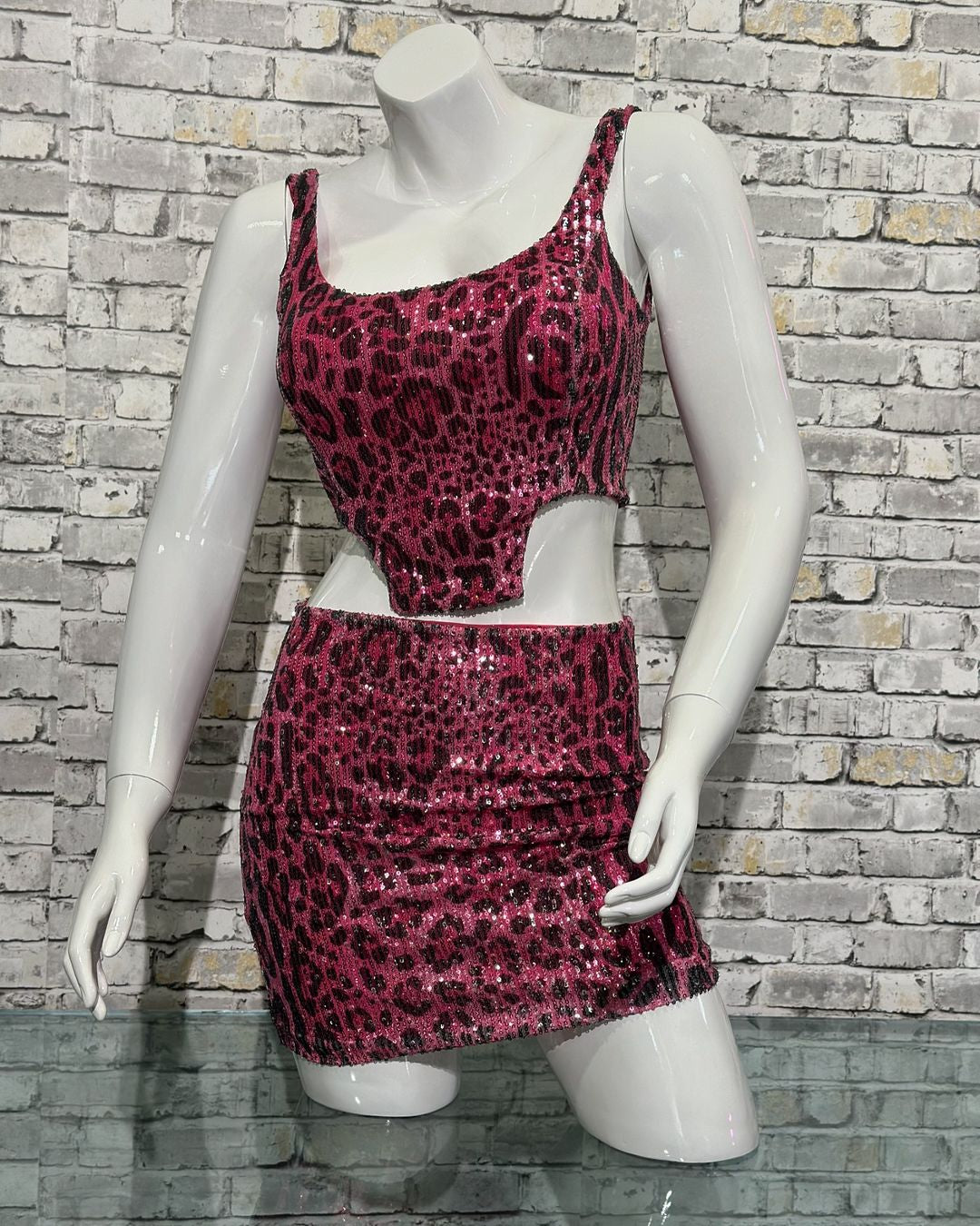 Conjunto animal print lentejuelas