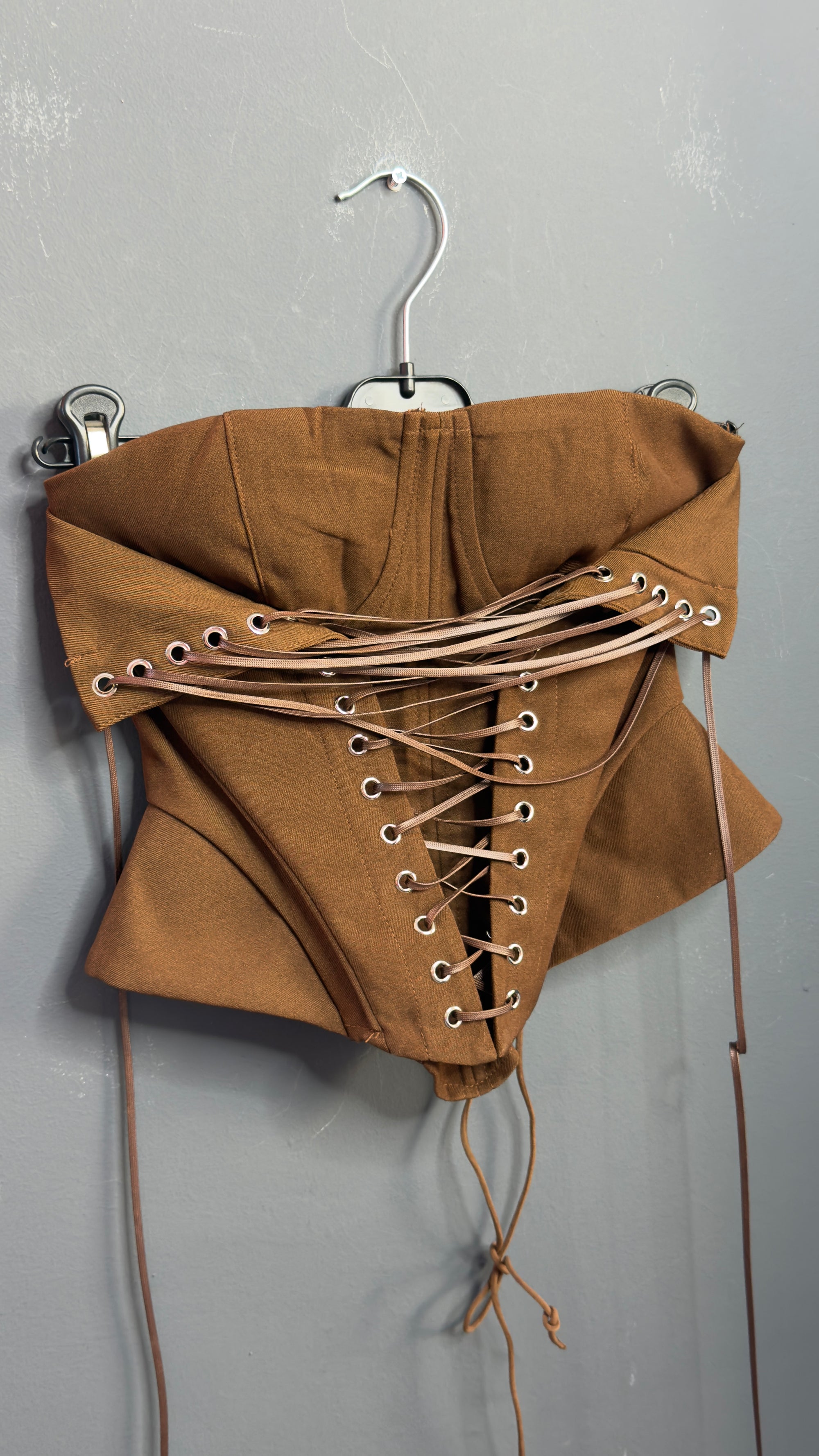 Corset bomba de relojería