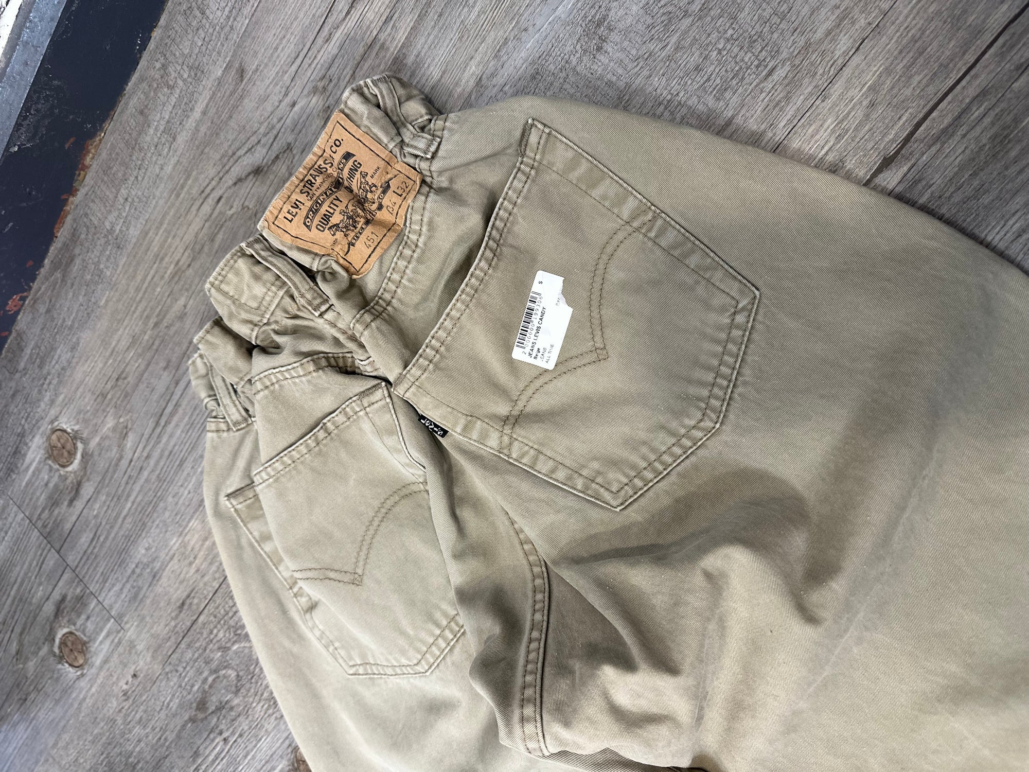 Jeans Levis candy beige S 03