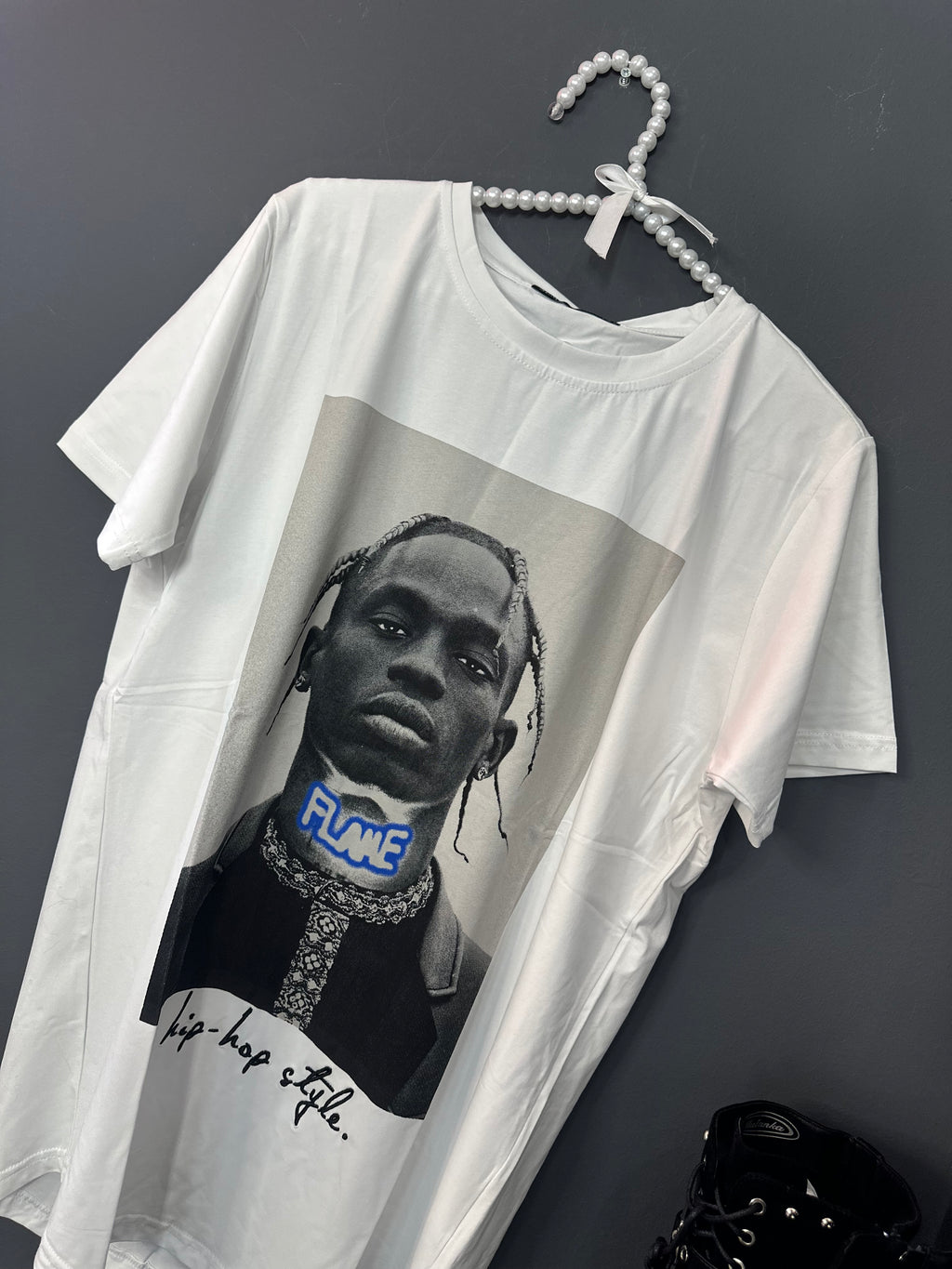 Travis camiseta