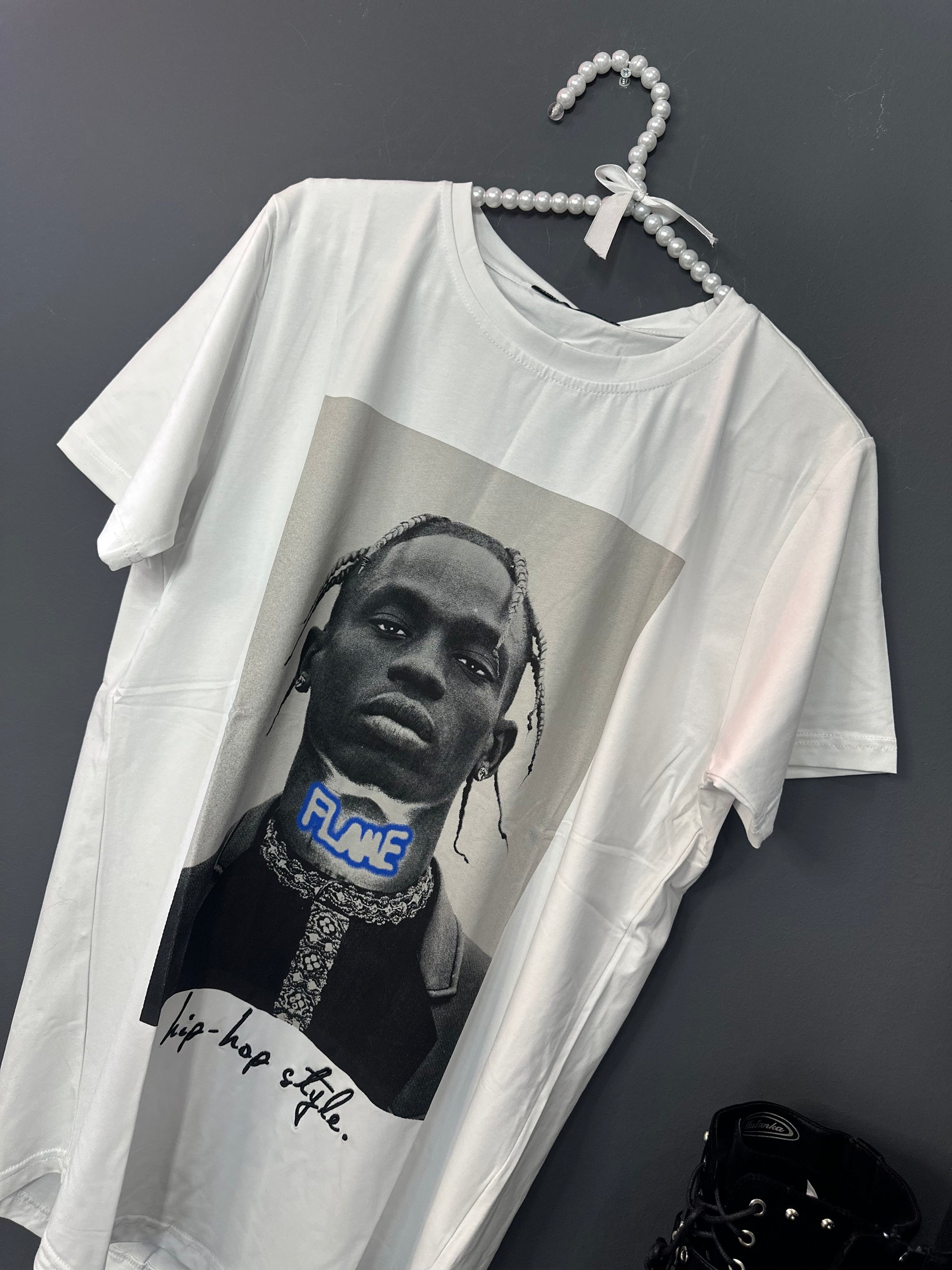 Travis camiseta