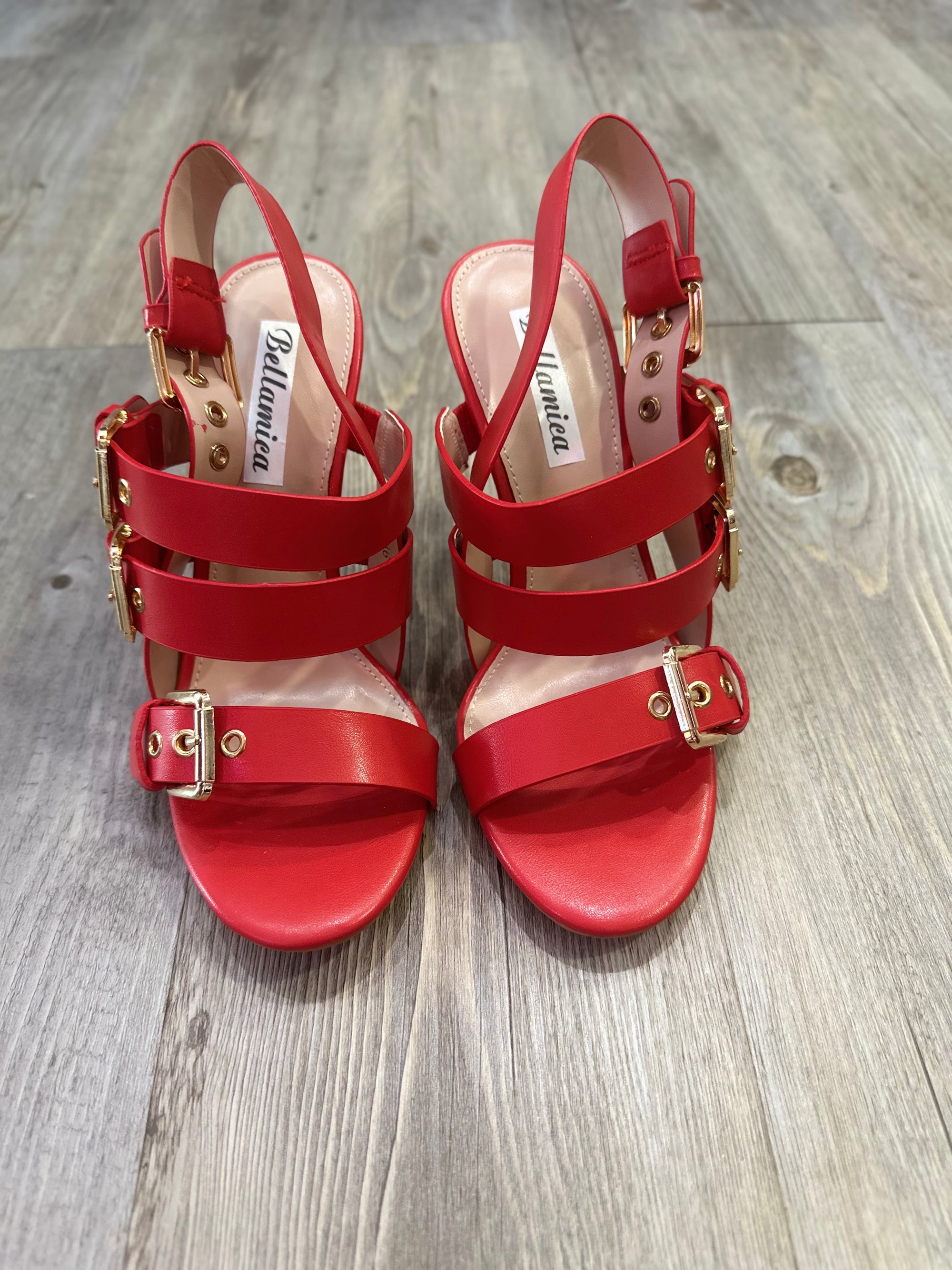 Sandalias hebillas doradas Maxi