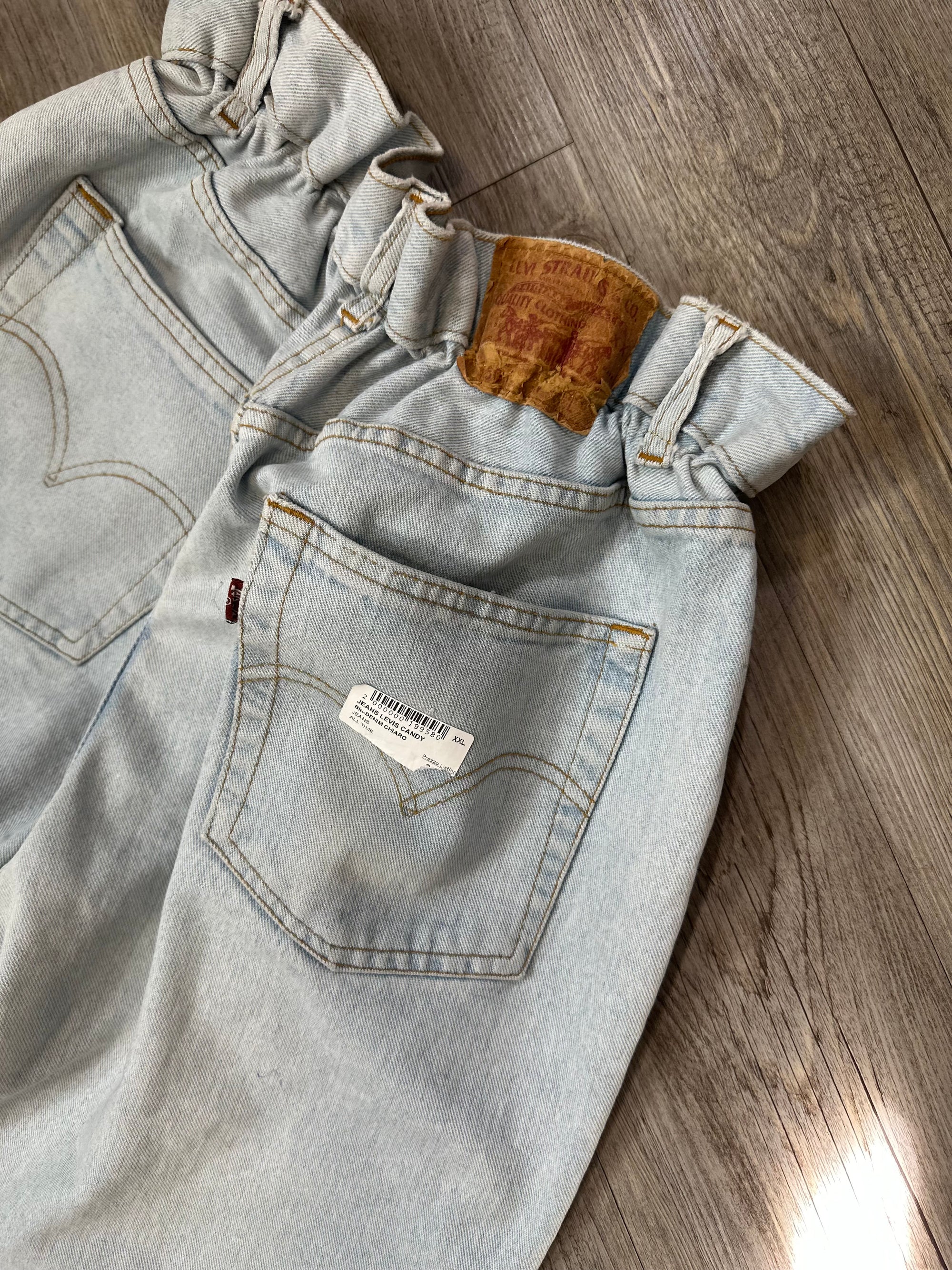 Jeans Levis candy claro XXL 033
